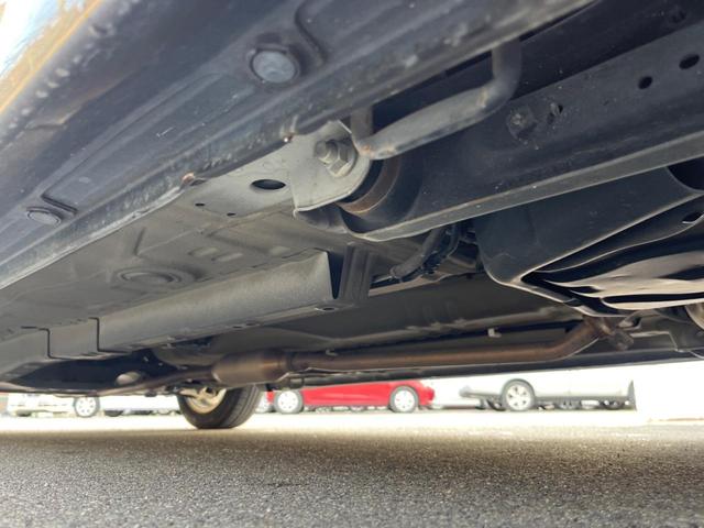 ワゴンＲ ＦＸリミテッド　ＳＤナビ　スマートキー　ＨＩＤヘッド　ＥＴＣ　純正１４インチアルミ　オートエアコン　Ｂｌｕｅｔｏｏｔｈ　ＣＤ　フルセグ（22枚目）