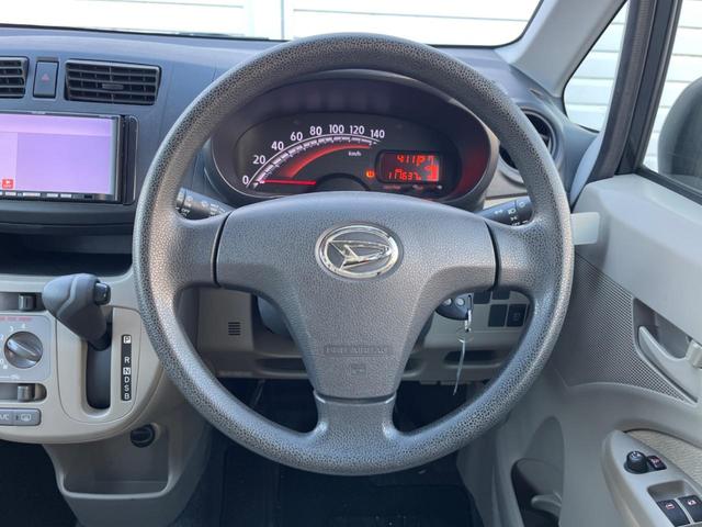 ムーヴ Ｌ　禁煙車　ナビ　キーレス　アイドリングストップ　電動格納ミラー　ヘッドレベライザー　ＴＶ　ドアバイザー（9枚目）