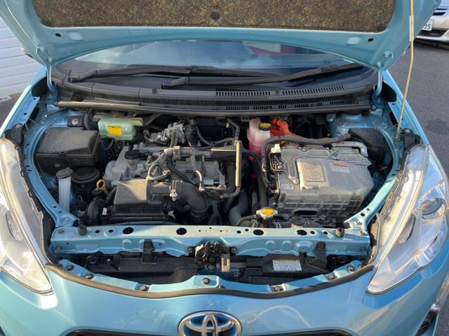 アクア Ｓ　バックカメラ　スマートキー　ビルトインＥＴＣ　純正１５インチアルミ　オートエアコン　Ｂｌｕｅｔｏｏｔｈ　ＣＤ　ＤＶＤ再生　フルセグ（17枚目）