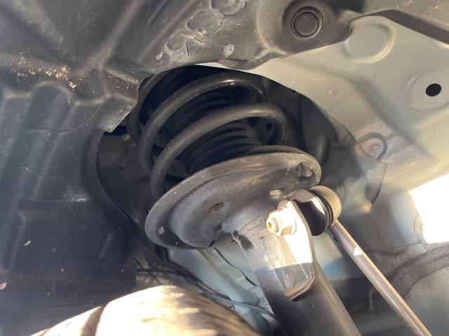 アクア Ｓ　バックカメラ　スマートキー　ビルトインＥＴＣ　純正１５インチアルミ　オートエアコン　Ｂｌｕｅｔｏｏｔｈ　ＣＤ　ＤＶＤ再生　フルセグ（19枚目）