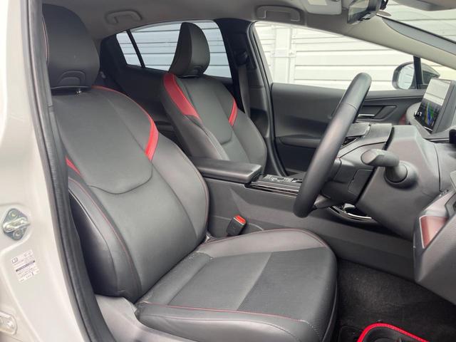 プリウス Z フルエアロ 全周囲カメラ 衝突被害軽減システム レザーシート 前席シートエアコン パワーシート コーナーセンサー スマートキー LEDヘッド ETC2.0 純正19インチアルミ パークアシスト(8枚目)