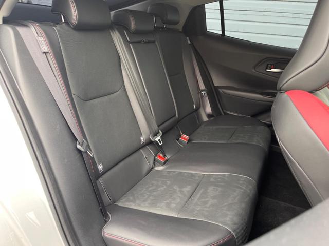 プリウス Z フルエアロ 全周囲カメラ 衝突被害軽減システム レザーシート 前席シートエアコン パワーシート コーナーセンサー スマートキー LEDヘッド ETC2.0 純正19インチアルミ パークアシスト(9枚目)