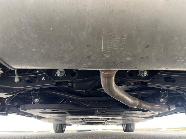 プリウス Z フルエアロ 全周囲カメラ 衝突被害軽減システム レザーシート 前席シートエアコン パワーシート コーナーセンサー スマートキー LEDヘッド ETC2.0 純正19インチアルミ パークアシスト(19枚目)