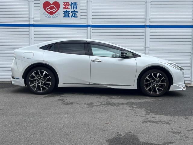 プリウス Z フルエアロ 全周囲カメラ 衝突被害軽減システム レザーシート 前席シートエアコン パワーシート コーナーセンサー スマートキー LEDヘッド ETC2.0 純正19インチアルミ パークアシスト(25枚目)