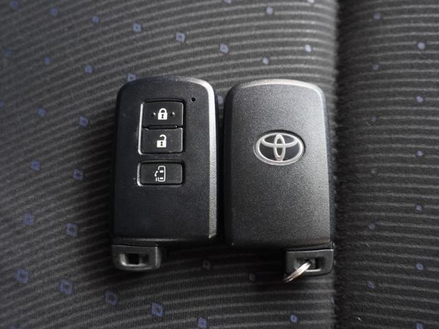 ノア ハイブリッドＧ　ワンオーナー　７インチナビ　片側電動スライドドア　シートヒーター　バックカメラ　ＥＴＣ　ＤＶＤ　Ｂｌｕｅｔｏｏｔｈ　ＬＥＤヘッドライト　横滑り防止装置　純正アルミホイール　電動格納ドアミラー　ＡＢＳ（36枚目）