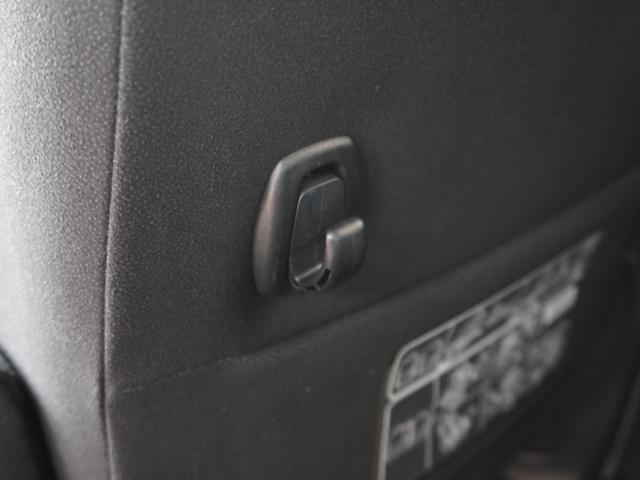 ノア ハイブリッドＧ　ワンオーナー　７インチナビ　片側電動スライドドア　シートヒーター　バックカメラ　ＥＴＣ　ＤＶＤ　Ｂｌｕｅｔｏｏｔｈ　ＬＥＤヘッドライト　横滑り防止装置　純正アルミホイール　電動格納ドアミラー　ＡＢＳ（40枚目）