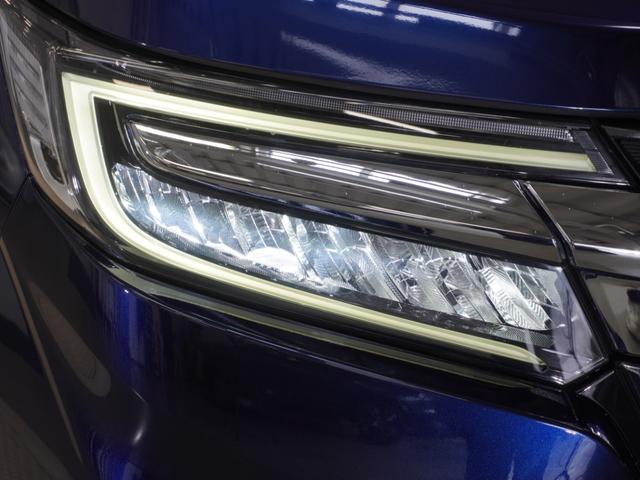 ステップワゴンスパーダ スパーダホンダセンシング　７インチ純正メモリーナビ　ホンダセンシング　ＬＥＤヘッドライト　ＥＴＣ　クルーズコントロール　ＣＤ　ＤＶＤ　フルセグ　ミュージックラック　Ｂｌｕｅｔｏｏｔｈ　バックカメラ　前後センサー（9枚目）