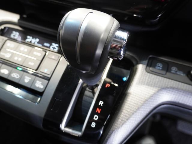 ステップワゴンスパーダ スパーダホンダセンシング　７インチ純正メモリーナビ　ホンダセンシング　ＬＥＤヘッドライト　ＥＴＣ　クルーズコントロール　ＣＤ　ＤＶＤ　フルセグ　ミュージックラック　Ｂｌｕｅｔｏｏｔｈ　バックカメラ　前後センサー（45枚目）