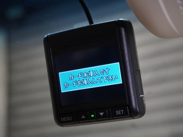 Ｎ－ＢＯＸ Ｇ・Ｌホンダセンシング　７インチ純正メモリーナビ　ホンダセンシング　ＬＥＤヘッドライト　オートハイビーム　ＥＴＣ　ドライブレコーダー　ミュージックラック　Ｂｌｕｅｔｏｏｔｈ　ＣＤ　ＤＶＤ　片側パワースライドドア（4枚目）