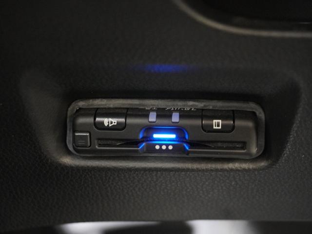 フィット ベーシック　純正メモリーナビ　ホンダセンシング　ＬＥＤヘッドライト　ＥＴＣ　ドライブレコーダー（5枚目）