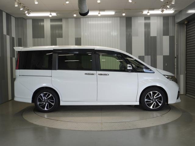 ステップワゴンスパーダ スパーダ・クールスピリット メモリーナビ ホンダセンシング LEDヘッドライト クルーズコントロール シートヒーターフルセグTV 両側パワースライドドア 両席エアバック サイドカーテンエアバック サイドエアバッグ(28枚目)