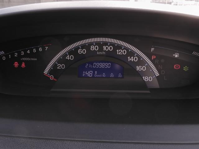 フリード Ｇジャストセレクション　ワンオーナー　７インチナビ　バックカメラ　片側電動スライドドア　オートエアコン　パワーステアリング　パワーウィンドウ　横滑り防止装置　盗難防止装置　ワンセグ　３列シート　スマートキー　禁煙車（18枚目）
