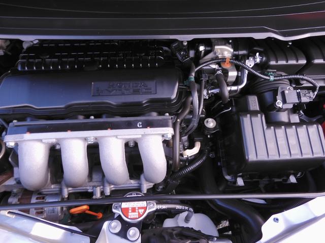 フリード Ｇジャストセレクション　ワンオーナー　７インチナビ　バックカメラ　片側電動スライドドア　オートエアコン　パワーステアリング　パワーウィンドウ　横滑り防止装置　盗難防止装置　ワンセグ　３列シート　スマートキー　禁煙車（20枚目）