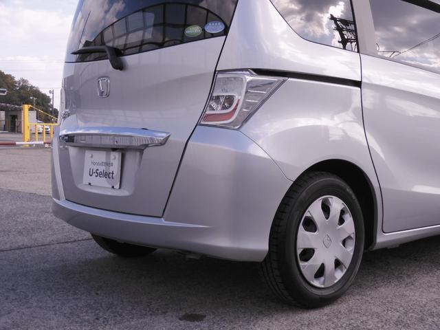 フリード Ｇジャストセレクション　ワンオーナー　７インチナビ　バックカメラ　片側電動スライドドア　オートエアコン　パワーステアリング　パワーウィンドウ　横滑り防止装置　盗難防止装置　ワンセグ　３列シート　スマートキー　禁煙車（37枚目）