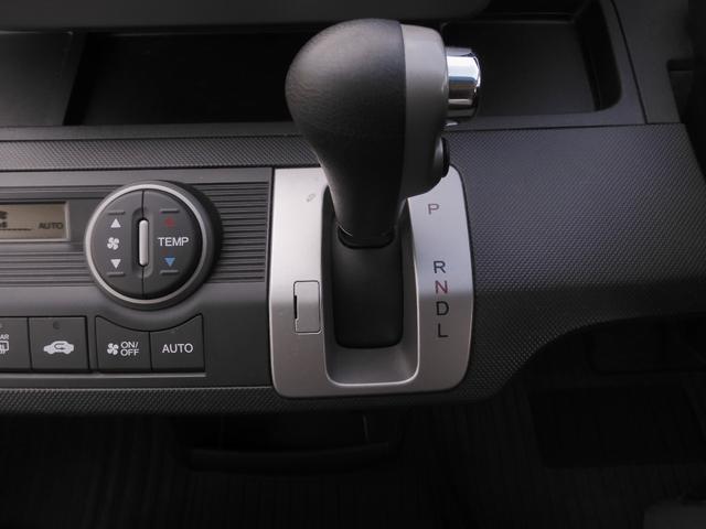 フリード Ｇジャストセレクション　ワンオーナー　７インチナビ　バックカメラ　片側電動スライドドア　オートエアコン　パワーステアリング　パワーウィンドウ　横滑り防止装置　盗難防止装置　ワンセグ　３列シート　スマートキー　禁煙車（54枚目）