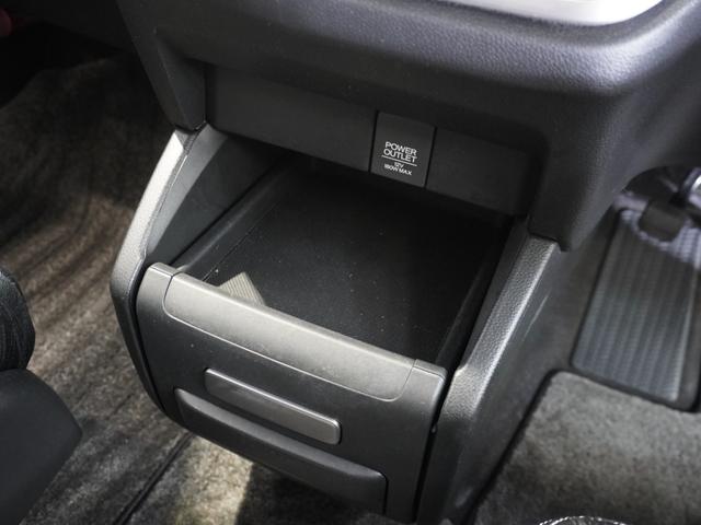 オデッセイ アブソルート HDDナビ LEDヘッドライト ETC リアカメラ クルーズコントロール(36枚目)