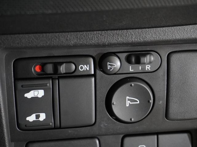 フリードスパイク Gジャストセレクション ワンオーナー メモリーナビ ETC リアカメラ ディスチャージヘッドライト 片側電動スライドドア(4枚目)