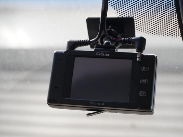 ヴェゼル ハイブリッドＺ・ホンダセンシング　メモリーナビ　ＥＴＣ　リアカメラ　ドライブレコーダー　ＬＥＤヘッドライト　シートヒーター（5枚目）