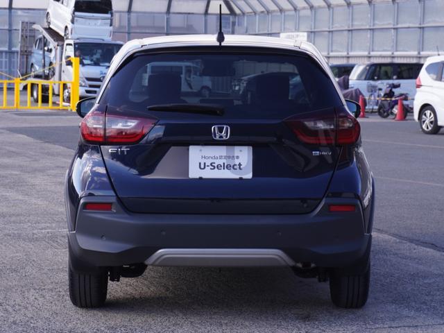 フィット ｅ：ＨＥＶクロスター　８インチナビ　バックカメラ　ＥＴＣ２．０　アダプティブクルーズコントロール　Ｂｌｕｅｔｏｏｔｈ　ＵＳＢ入力端子　ＬＥＤヘッドライト　衝突被害軽減ブレーキ　純正アルミホイール　障害物センサー　禁煙車（14枚目）