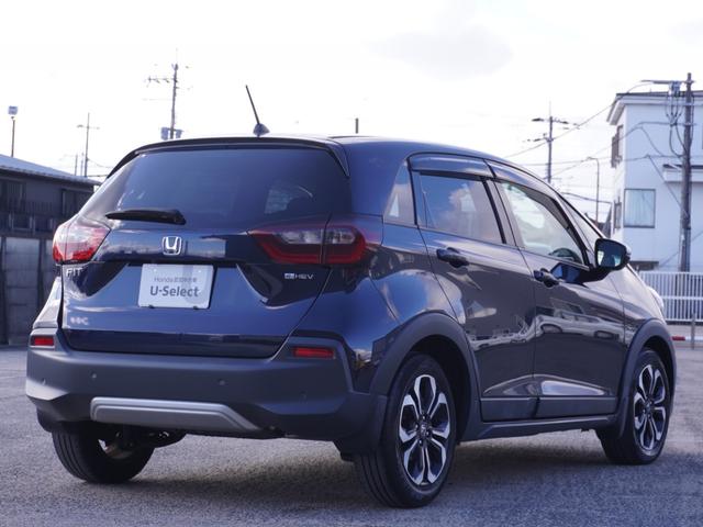 フィット ｅ：ＨＥＶクロスター　８インチナビ　バックカメラ　ＥＴＣ２．０　アダプティブクルーズコントロール　Ｂｌｕｅｔｏｏｔｈ　ＵＳＢ入力端子　ＬＥＤヘッドライト　衝突被害軽減ブレーキ　純正アルミホイール　障害物センサー　禁煙車（16枚目）