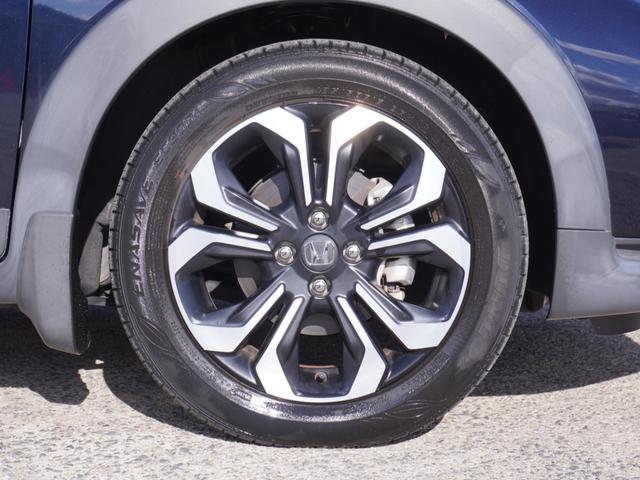 フィット ｅ：ＨＥＶクロスター　８インチナビ　バックカメラ　ＥＴＣ２．０　アダプティブクルーズコントロール　Ｂｌｕｅｔｏｏｔｈ　ＵＳＢ入力端子　ＬＥＤヘッドライト　衝突被害軽減ブレーキ　純正アルミホイール　障害物センサー　禁煙車（17枚目）