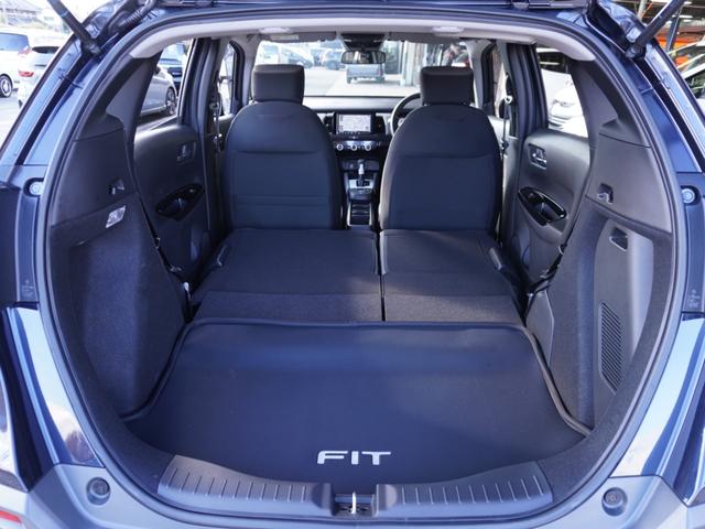 フィット ｅ：ＨＥＶクロスター　８インチナビ　バックカメラ　ＥＴＣ２．０　アダプティブクルーズコントロール　Ｂｌｕｅｔｏｏｔｈ　ＵＳＢ入力端子　ＬＥＤヘッドライト　衝突被害軽減ブレーキ　純正アルミホイール　障害物センサー　禁煙車（36枚目）