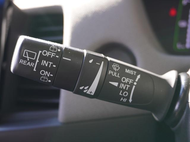 フィット ｅ：ＨＥＶクロスター　８インチナビ　バックカメラ　ＥＴＣ２．０　アダプティブクルーズコントロール　Ｂｌｕｅｔｏｏｔｈ　ＵＳＢ入力端子　ＬＥＤヘッドライト　衝突被害軽減ブレーキ　純正アルミホイール　障害物センサー　禁煙車（48枚目）