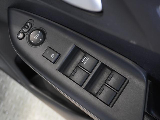 フィットハイブリッド Ｌパッケージ　ワンオーナー　純正メモリーナビ　バックカメラ　衝突軽減装置　ＬＥＤヘッドライト　ＥＴＣ（34枚目）