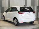 フィット ｅ：ＨＥＶホーム　当社デモカー　純正メモリーナビ　ホンダセンシング　ＬＥＤヘッドライト　オートハイビーム　ＥＴＣ　ドライブレコーダー　ＵＳＢ　スマートキー　両席エアバック　カーテンエアバック　サイドエアバッグ（8枚目）