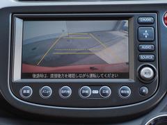 ◆バックカメラ◆リバースにするだけで映ります、後方の安全確認や、狭い駐車場での車庫入れ、雨の日や夜間など視界の悪い時に便利です！安全にバックする為には欠かせない装備です。 4