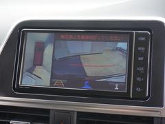 ◆バックカメラ◆リバースにするだけで映ります、後方の安全確認や、狭い駐車場での車庫入れ、雨の日や夜間など視界の悪い時に便利です！安全にバックする為には欠かせない装備です。 4