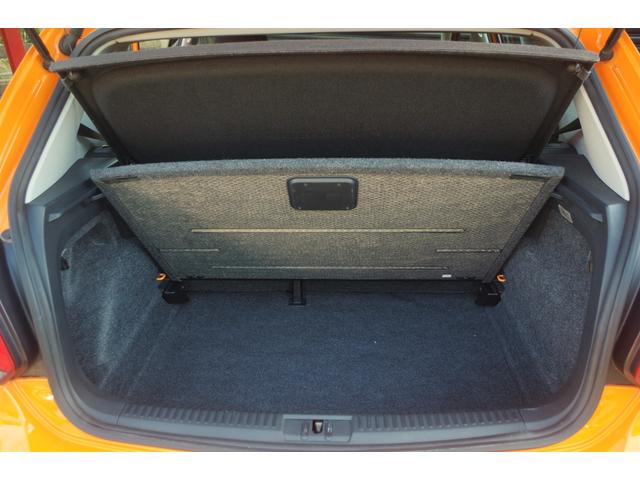 ポロ クロスポロ　クロスポロ　１．２　ＴＳＩ　純正フルセグナビ　Ｂｌｕｅｔｏｏｔｈ　ＤＶＤ　１７インチＡＷ　クリアランスソナー　ＤＳＧマニュアルモード　Ｗ／Ｐオイル漏れ修理済み　マグマオレンジＬＤ２Ｃ　ＥＴＣ（24枚目）