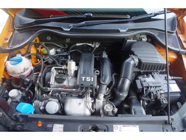 ポロ クロスポロ　クロスポロ　１．２　ＴＳＩ　純正フルセグナビ　Ｂｌｕｅｔｏｏｔｈ　ＤＶＤ　１７インチＡＷ　クリアランスソナー　ＤＳＧマニュアルモード　Ｗ／Ｐオイル漏れ修理済み　マグマオレンジＬＤ２Ｃ　ＥＴＣ（26枚目）