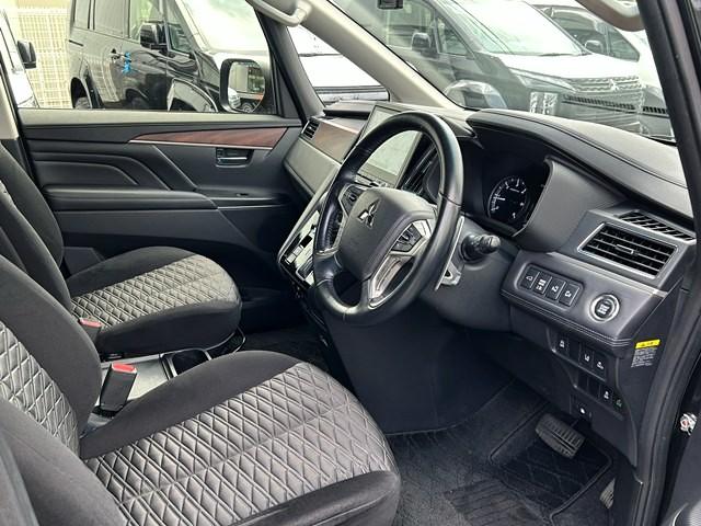 デリカＤ：５ Ｐ　オーバーフェンダーフロントバンパーガードリアガードバーナビ後席モニターＥＴＣドラレコサイドステップ（9枚目）