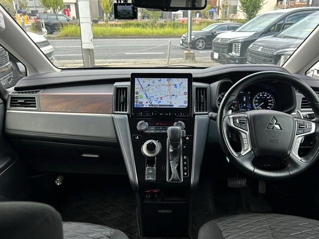 デリカＤ：５ Ｐ　オーバーフェンダーフロントバンパーガードリアガードバーナビ後席モニターＥＴＣドラレコサイドステップ（15枚目）