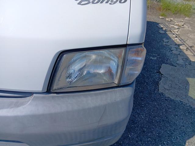 ボンゴバン ＤＸ　下取車　２／５人乗り　積載量１０００／７５０ｋｇ　外品ＥＴＣ　前後ドラレコ　荷室タイヤハウス無し　リアＷタイヤ（21枚目）