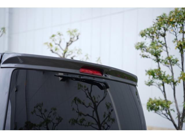 ハイエースバン スーパーGL ダークプライム 車中泊ベットキット デビルボンネット 415COBRAフロントリップ 2.5インチAWタイヤ スムージングバンパー ETC トヨタ純正ナビ リアウイング スタイリッシュテール(18枚目)