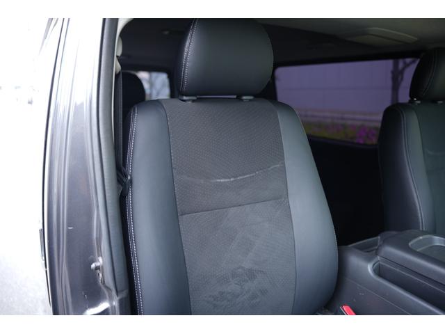 ハイエースバン スーパーGL ダークプライム 車中泊ベットキット デビルボンネット 415COBRAフロントリップ 2.5インチAWタイヤ スムージングバンパー ETC トヨタ純正ナビ リアウイング スタイリッシュテール(49枚目)