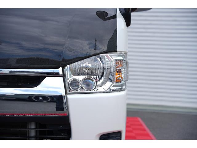 ハイエースバン ロングスーパーＧＬ　ＴＲＤ仕様　両側電動パワースライドドア　カーボンボンネット　プッシュスタート　トヨタ純正ナビ　Ｂｕｔｔｌｅｒシートカバー　木目調インテリア　ＥＴＣ（8枚目）