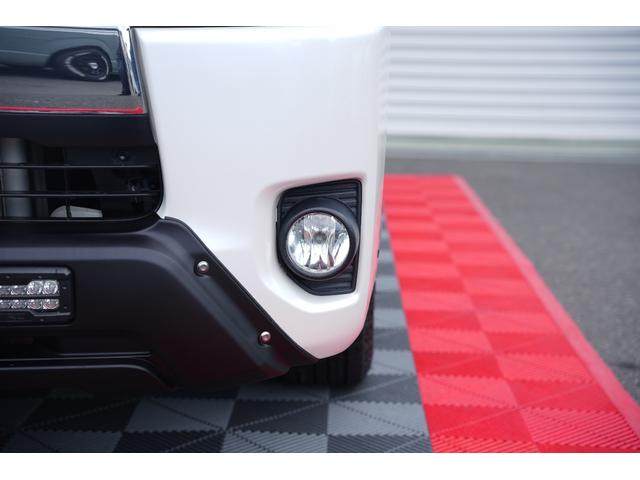 ハイエースバン ロングスーパーＧＬ　ＴＲＤ仕様　両側電動パワースライドドア　カーボンボンネット　プッシュスタート　トヨタ純正ナビ　Ｂｕｔｔｌｅｒシートカバー　木目調インテリア　ＥＴＣ（10枚目）