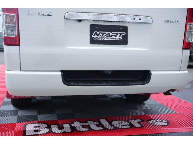 ハイエースバン ロングスーパーＧＬ　ＴＲＤ仕様　両側電動パワースライドドア　カーボンボンネット　プッシュスタート　トヨタ純正ナビ　Ｂｕｔｔｌｅｒシートカバー　木目調インテリア　ＥＴＣ（18枚目）