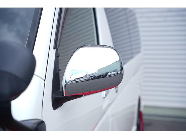 ハイエースバン ロングスーパーＧＬ　ＴＲＤ仕様　両側電動パワースライドドア　カーボンボンネット　プッシュスタート　トヨタ純正ナビ　Ｂｕｔｔｌｅｒシートカバー　木目調インテリア　ＥＴＣ（20枚目）