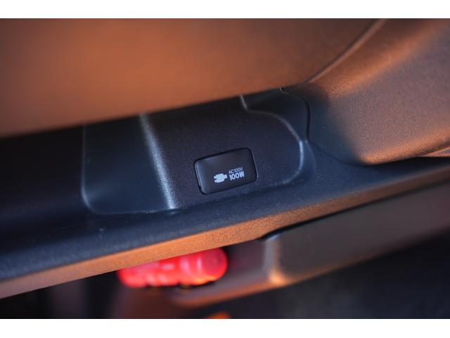 ハイエースバン ロングスーパーＧＬ　ＴＲＤ仕様　両側電動パワースライドドア　カーボンボンネット　プッシュスタート　トヨタ純正ナビ　Ｂｕｔｔｌｅｒシートカバー　木目調インテリア　ＥＴＣ（47枚目）