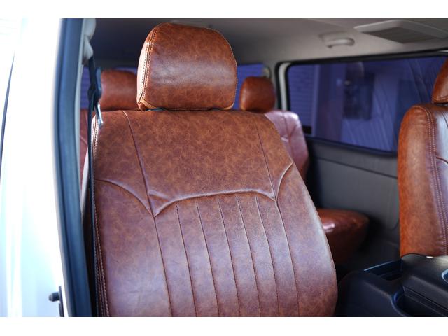 ハイエースバン ロングスーパーＧＬ　ＴＲＤ仕様　両側電動パワースライドドア　カーボンボンネット　プッシュスタート　トヨタ純正ナビ　Ｂｕｔｔｌｅｒシートカバー　木目調インテリア　ＥＴＣ（49枚目）