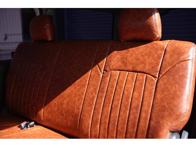 ハイエースバン ロングスーパーＧＬ　ＴＲＤ仕様　両側電動パワースライドドア　カーボンボンネット　プッシュスタート　トヨタ純正ナビ　Ｂｕｔｔｌｅｒシートカバー　木目調インテリア　ＥＴＣ（53枚目）