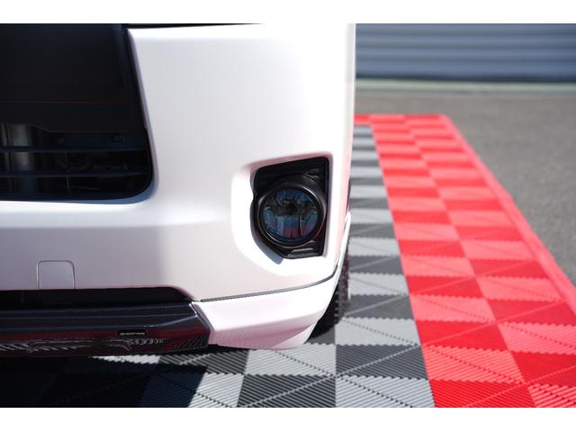 ハイエースバン スーパーＧＬ　ダークプライム　バッドフェイス　スモークヘッドライト　４１５Ｓａｆａｒｉフロントスポイラー　プッシュスタート　トヨタ純正ナビ　ＥＴＣ（10枚目）