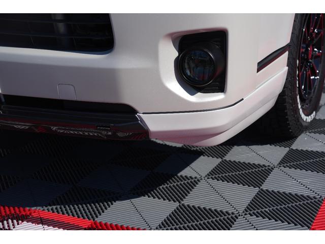 ハイエースバン スーパーＧＬ　ダークプライム　バッドフェイス　スモークヘッドライト　４１５Ｓａｆａｒｉフロントスポイラー　プッシュスタート　トヨタ純正ナビ　ＥＴＣ（14枚目）