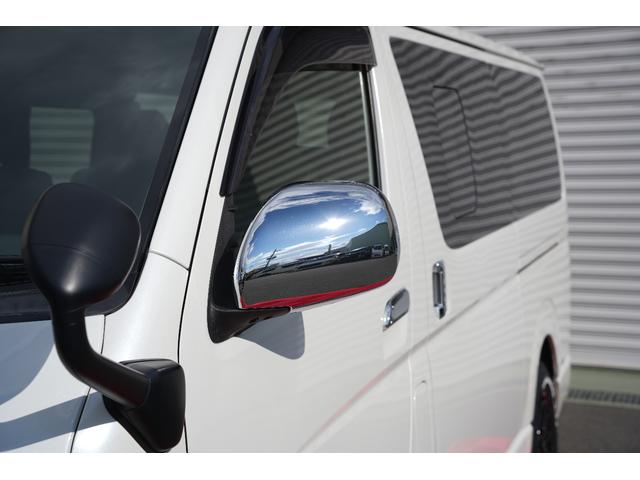 ハイエースバン スーパーＧＬ　ダークプライム　バッドフェイス　スモークヘッドライト　４１５Ｓａｆａｒｉフロントスポイラー　プッシュスタート　トヨタ純正ナビ　ＥＴＣ（21枚目）
