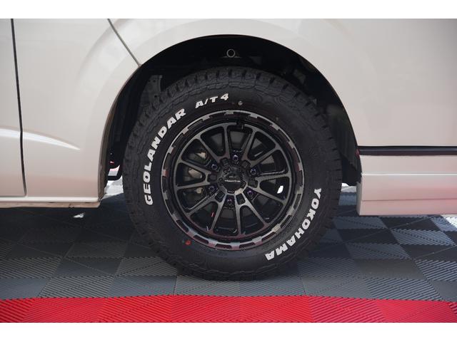 ハイエースバン スーパーＧＬ　ダークプライム　バッドフェイス　スモークヘッドライト　４１５Ｓａｆａｒｉフロントスポイラー　プッシュスタート　トヨタ純正ナビ　ＥＴＣ（31枚目）