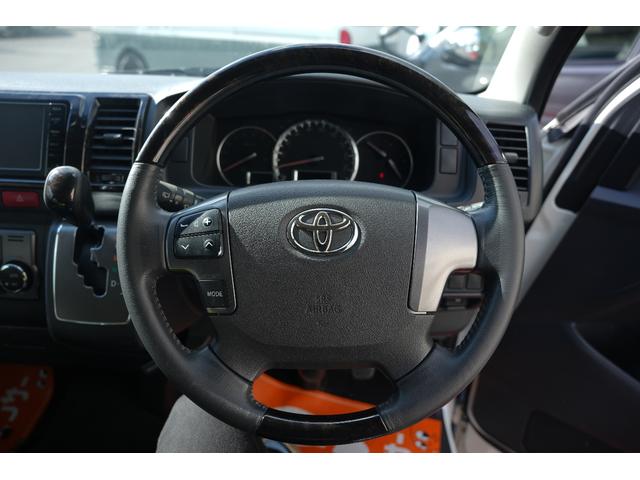 ハイエースバン スーパーＧＬ　ダークプライム　バッドフェイス　スモークヘッドライト　４１５Ｓａｆａｒｉフロントスポイラー　プッシュスタート　トヨタ純正ナビ　ＥＴＣ（37枚目）